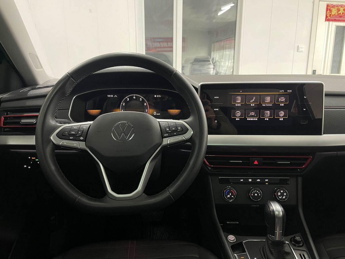 Volkswagen Lavida 2022 - фото автомобиля