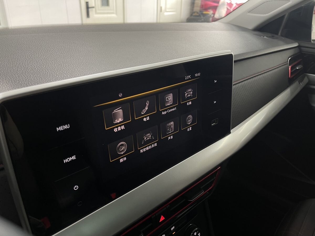 Volkswagen Lavida 2022 - фото автомобиля