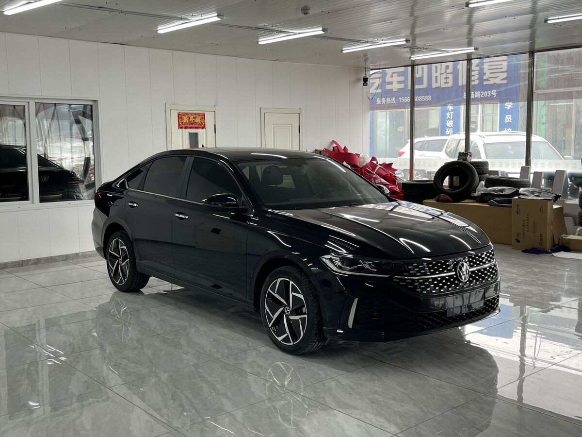 Volkswagen Lavida 2022 - фото автомобиля