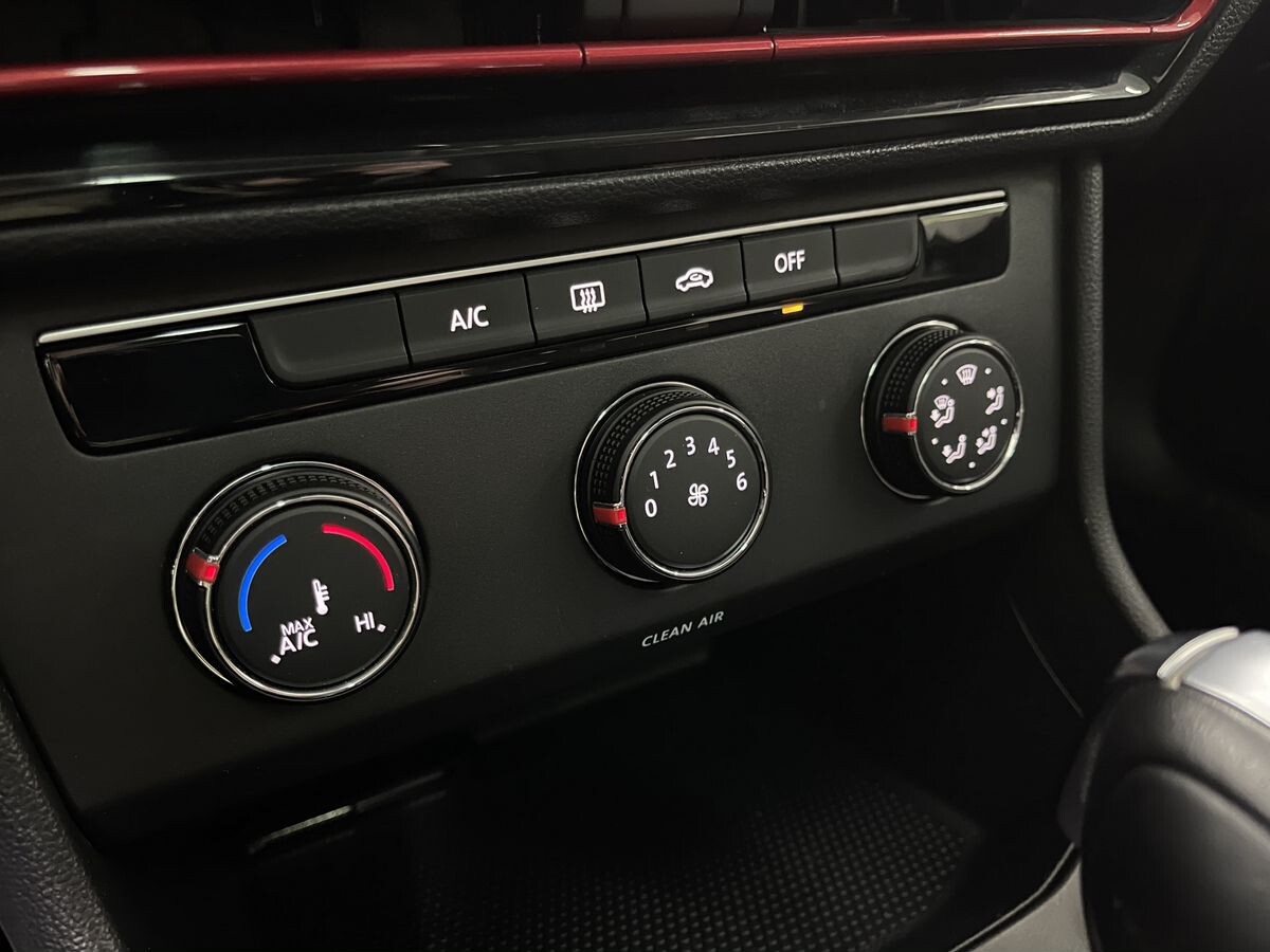 Volkswagen Lavida 2022 - фото автомобиля