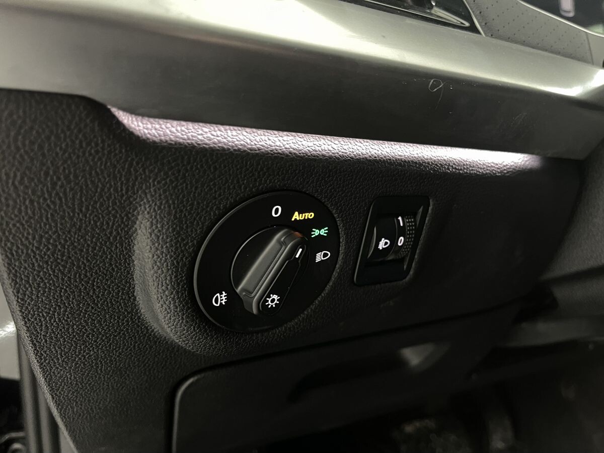 Volkswagen Lavida 2022 - фото автомобиля