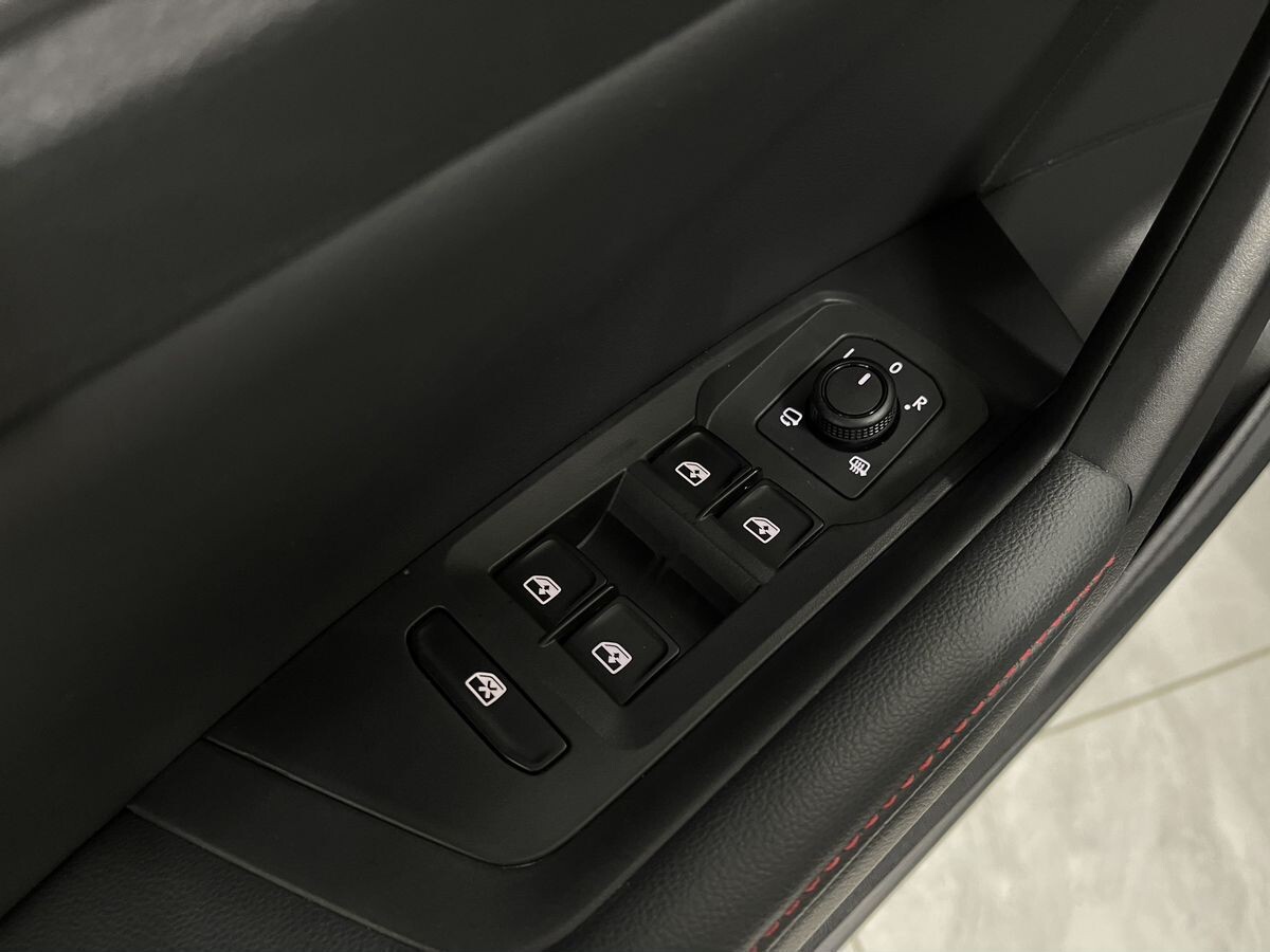 Volkswagen Lavida 2022 - фото автомобиля