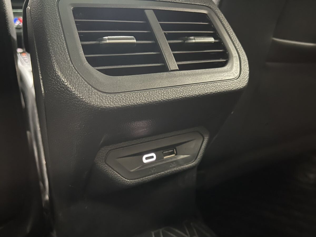 Volkswagen Lavida 2022 - фото автомобиля