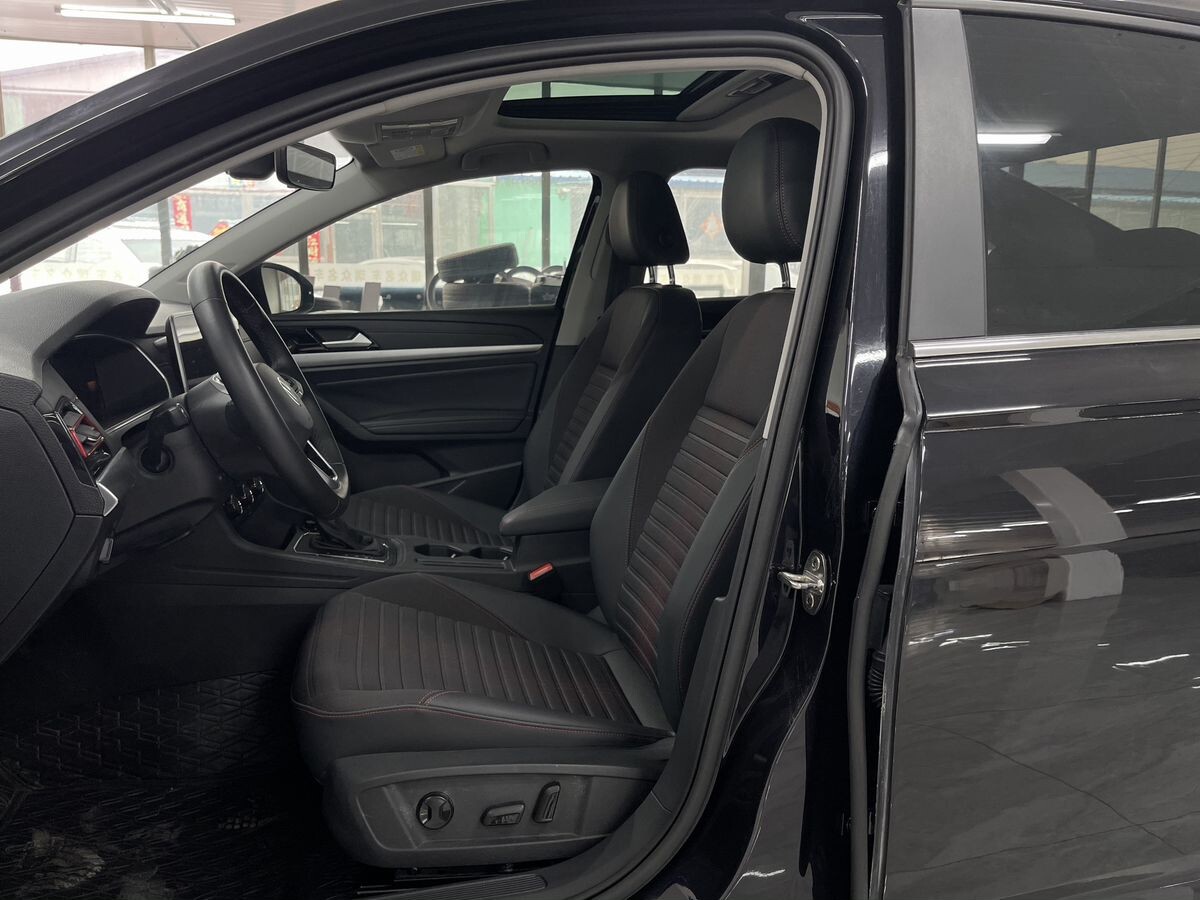 Volkswagen Lavida 2022 - фото автомобиля