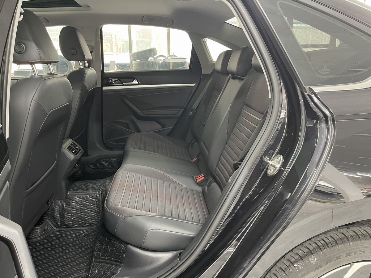 Volkswagen Lavida 2022 - фото автомобиля