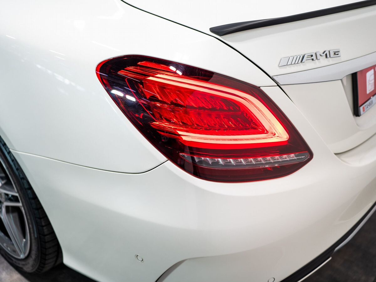 Mercedes-Benz C-Class 2018 - фото автомобиля