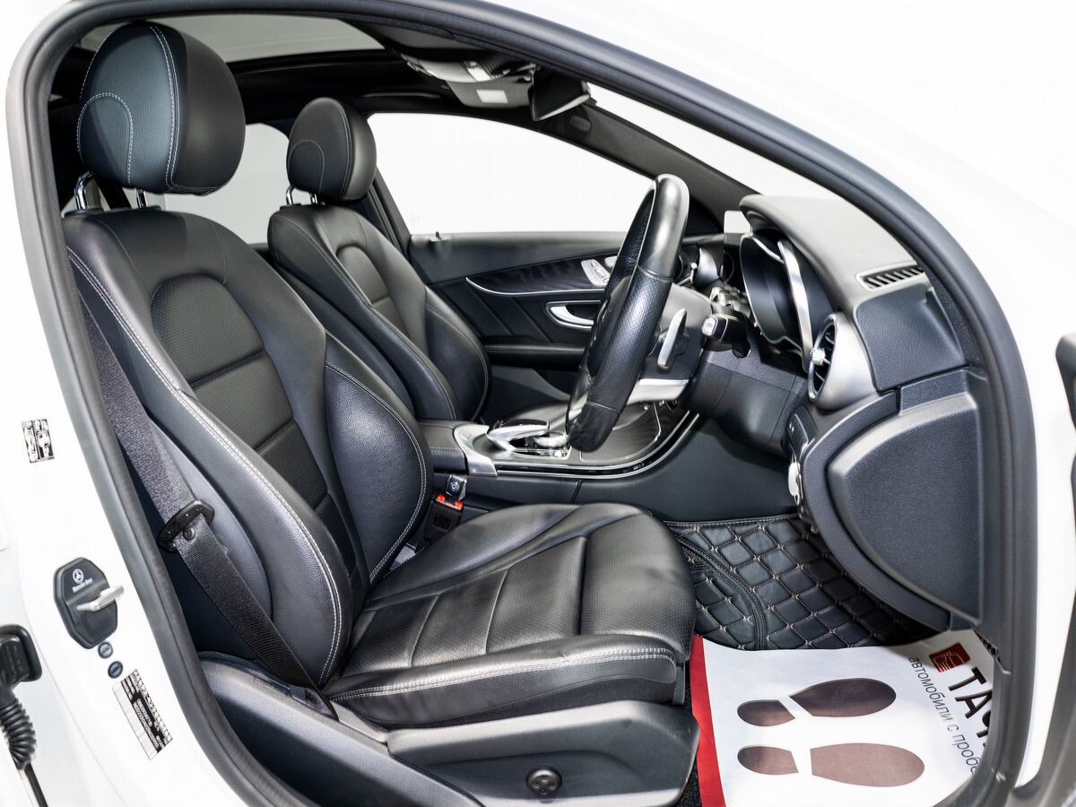 Mercedes-Benz C-Class 2018 - фото автомобиля