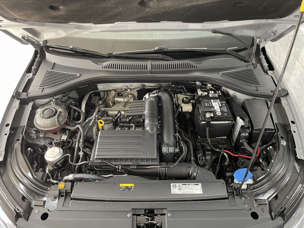 Volkswagen Lavida 2022 - фото автомобиля