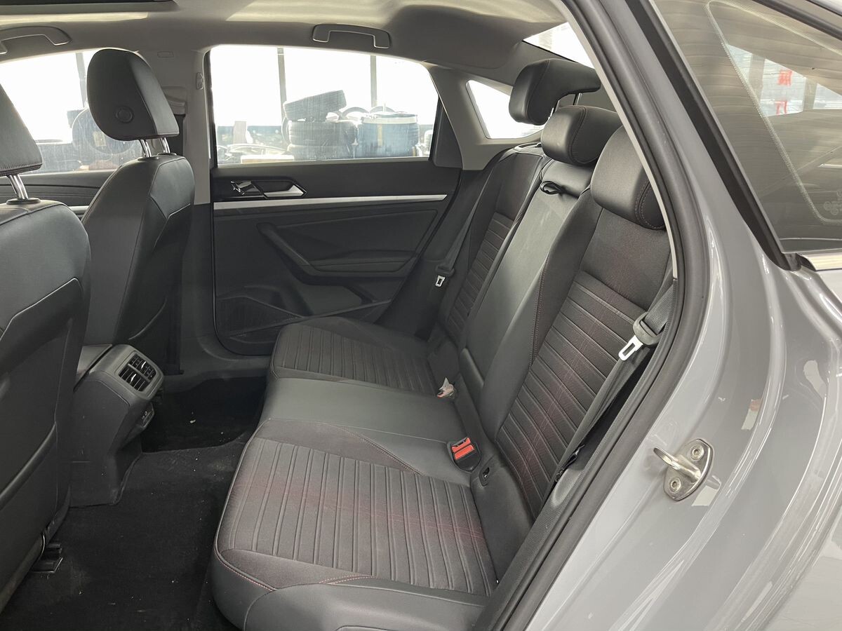 Volkswagen Lavida 2022 - фото автомобиля