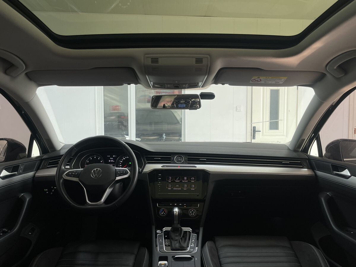 Volkswagen Magotan 2022 - фото автомобиля