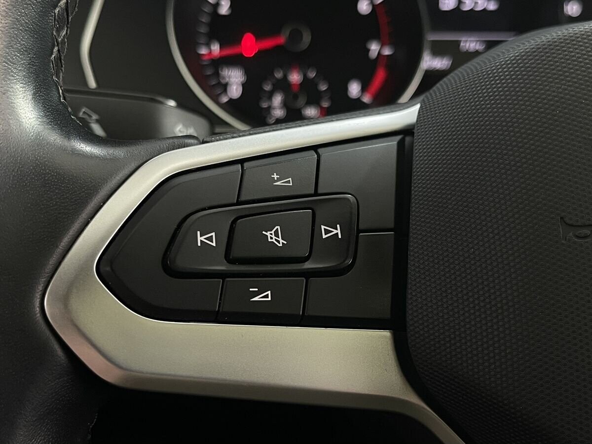 Volkswagen Magotan 2022 - фото автомобиля