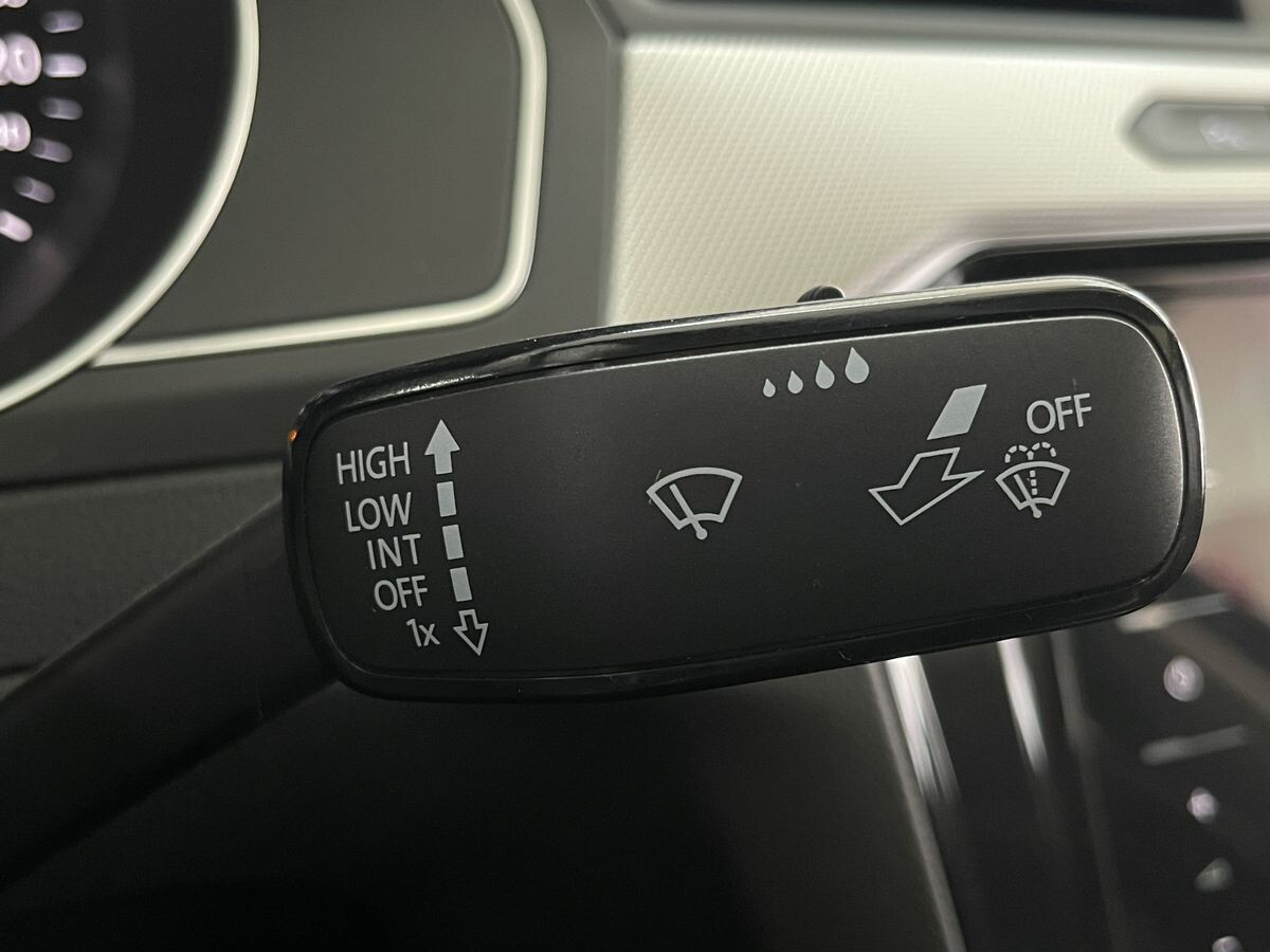 Volkswagen Magotan 2022 - фото автомобиля