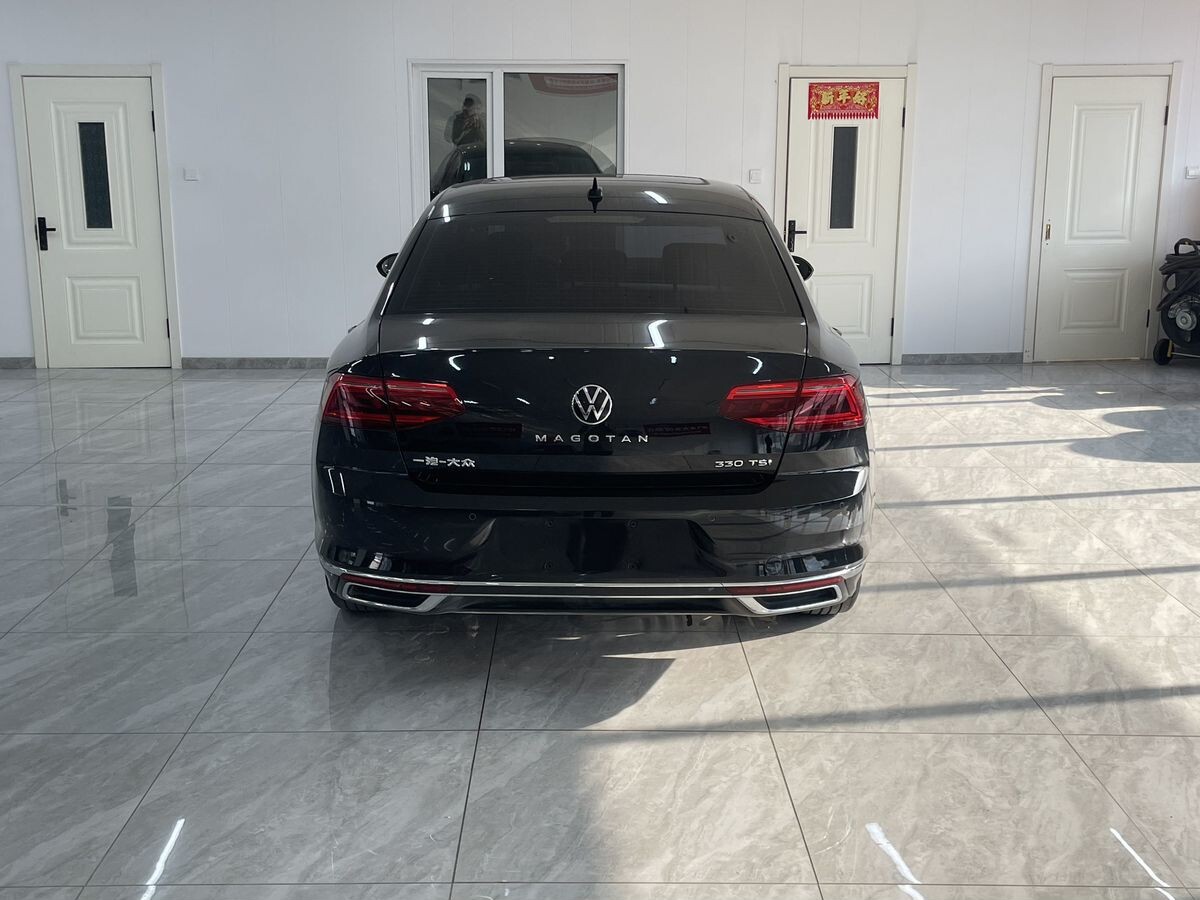 Volkswagen Magotan 2022 - фото автомобиля