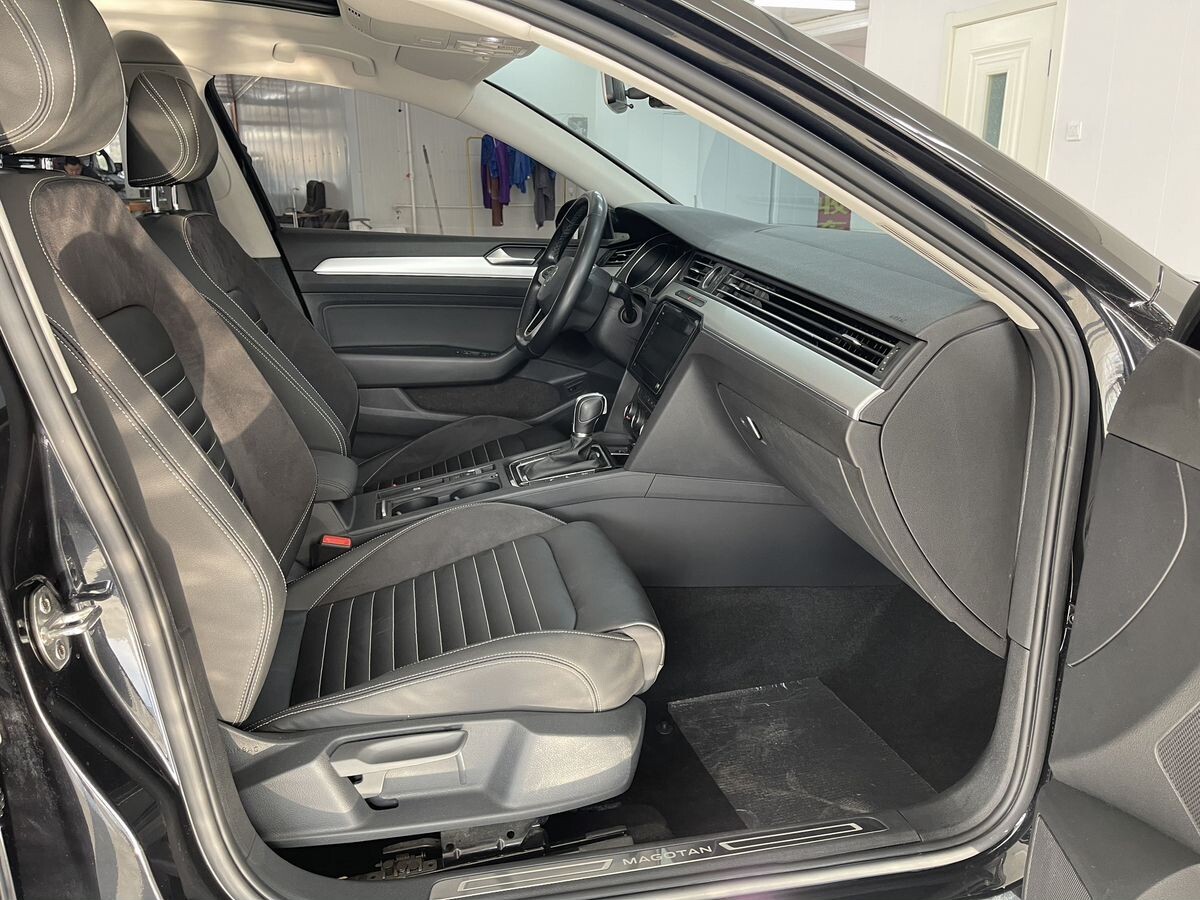 Volkswagen Magotan 2022 - фото автомобиля