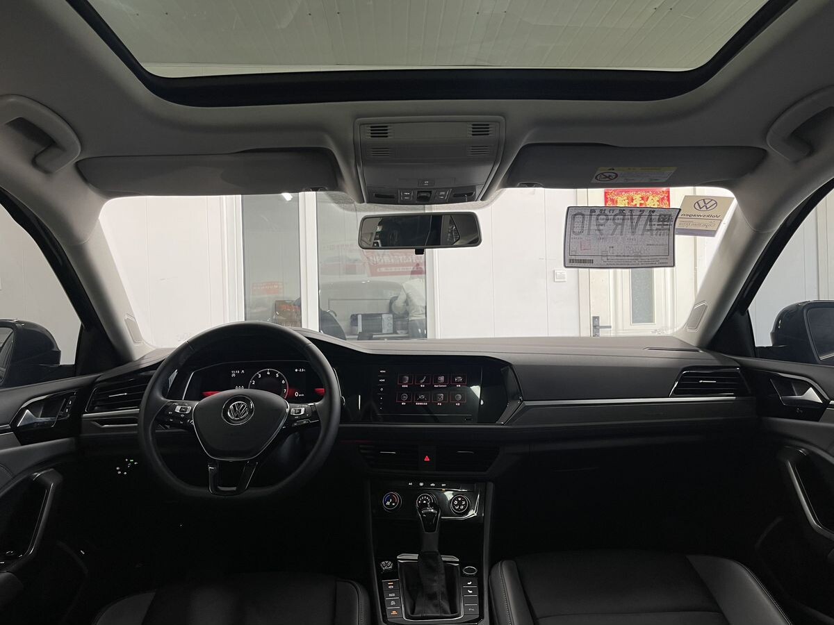 Volkswagen Sagitar 2021 - фото автомобиля