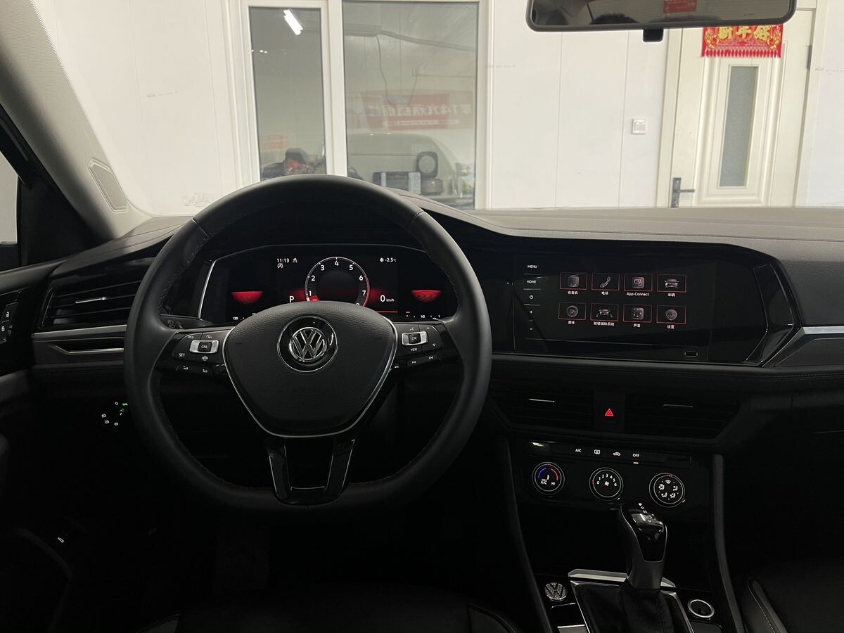 Volkswagen Sagitar 2021 - фото автомобиля