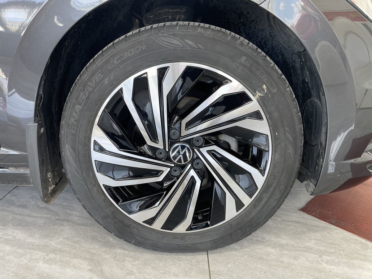 Volkswagen Sagitar 2021 - фото автомобиля