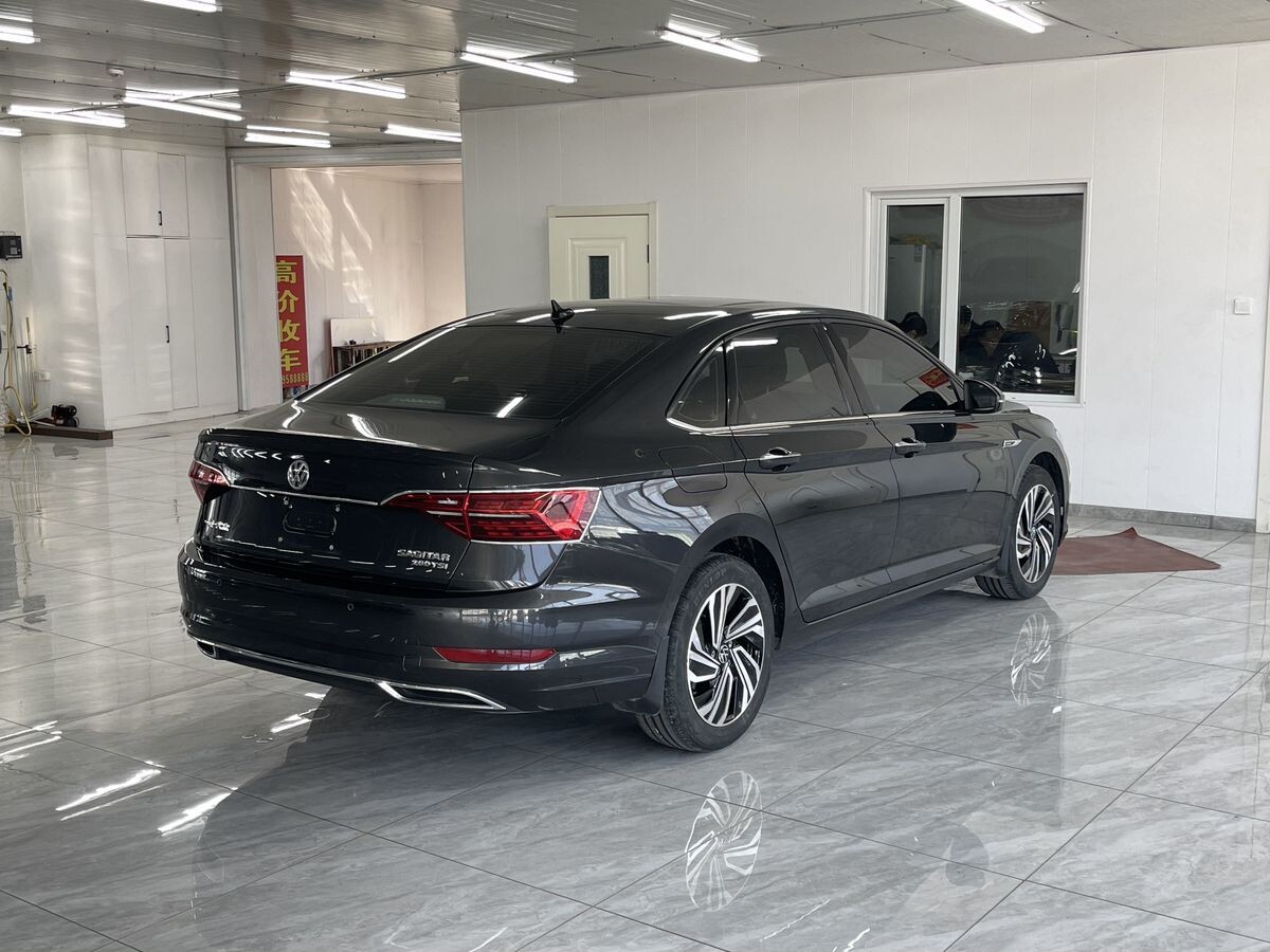 Volkswagen Sagitar 2021 - фото автомобиля