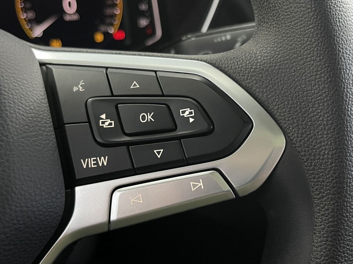 Volkswagen Tacqua 2022 - фото автомобиля