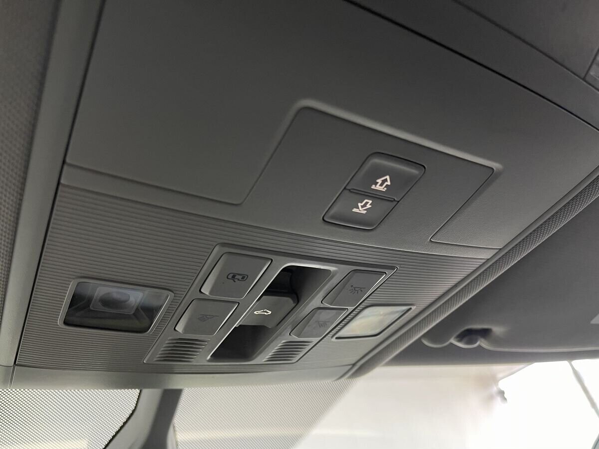 Volkswagen Tacqua 2022 - фото автомобиля