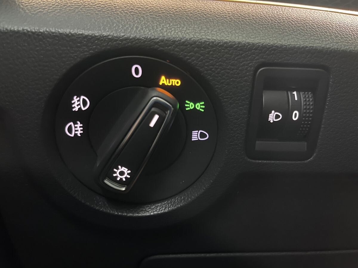 Volkswagen Tacqua 2022 - фото автомобиля