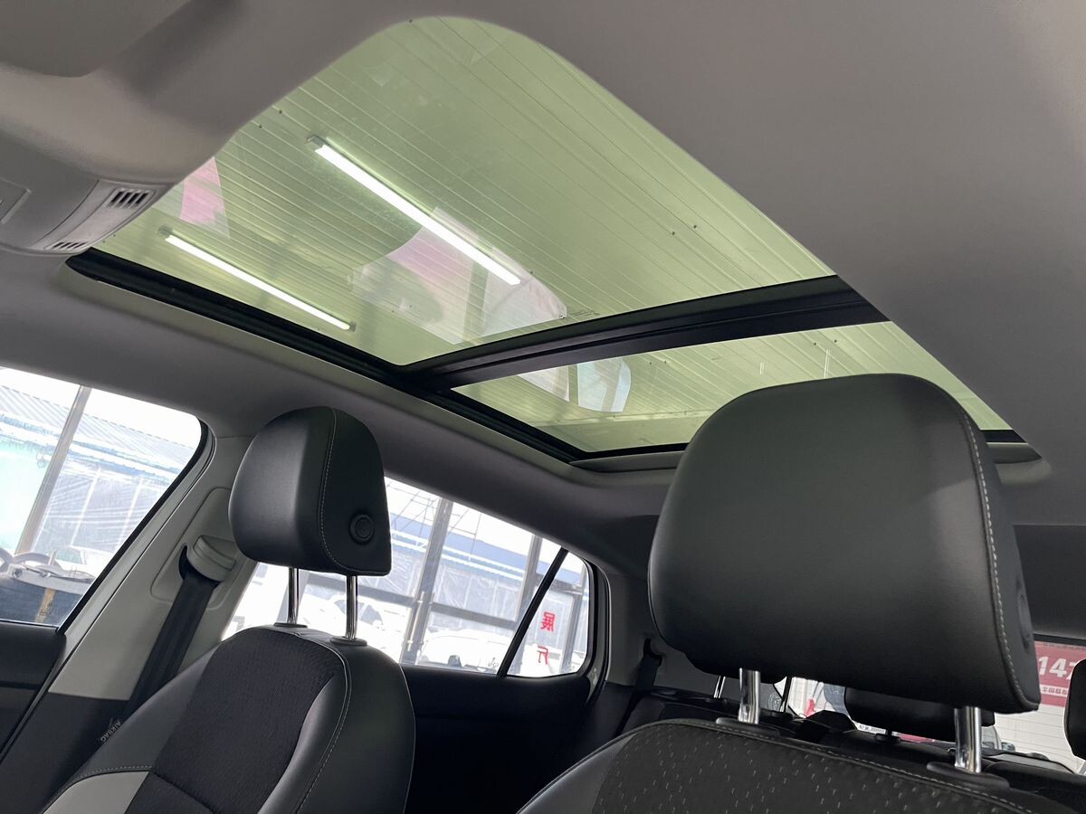 Volkswagen Tacqua 2022 - фото автомобиля