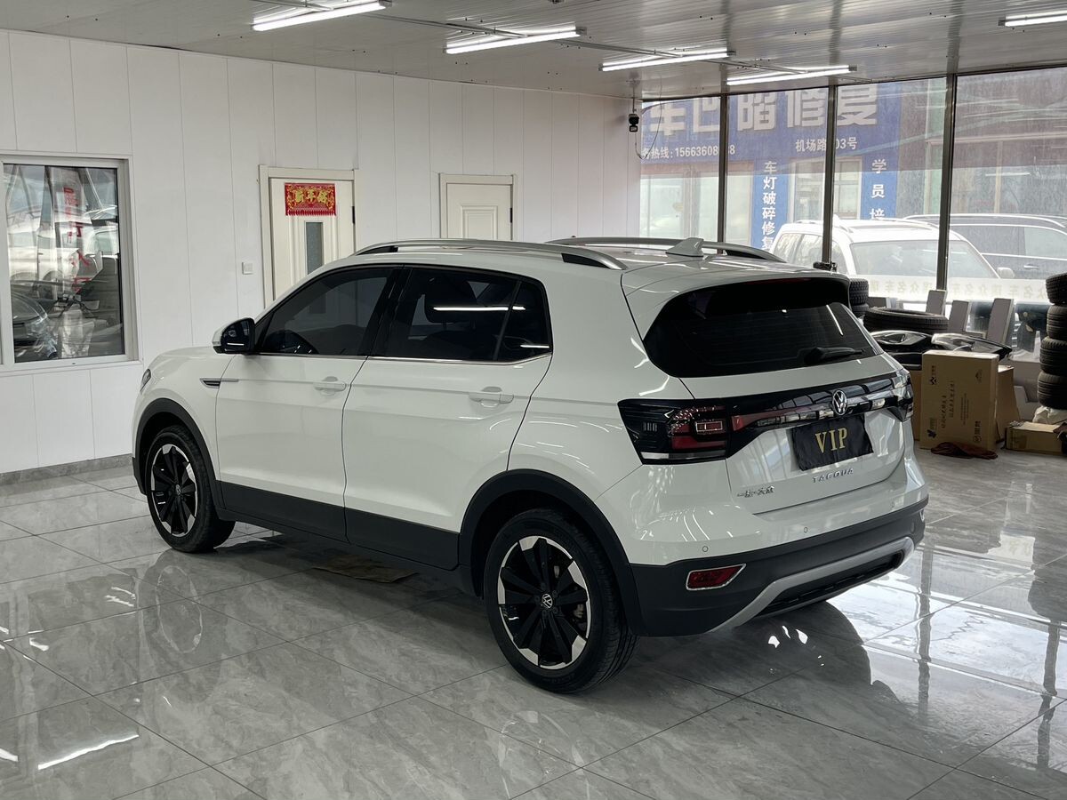 Volkswagen Tacqua 2022 - фото автомобиля