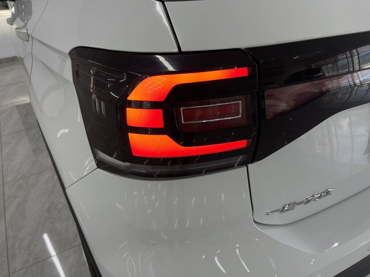 Volkswagen Tacqua 2022 - фото автомобиля