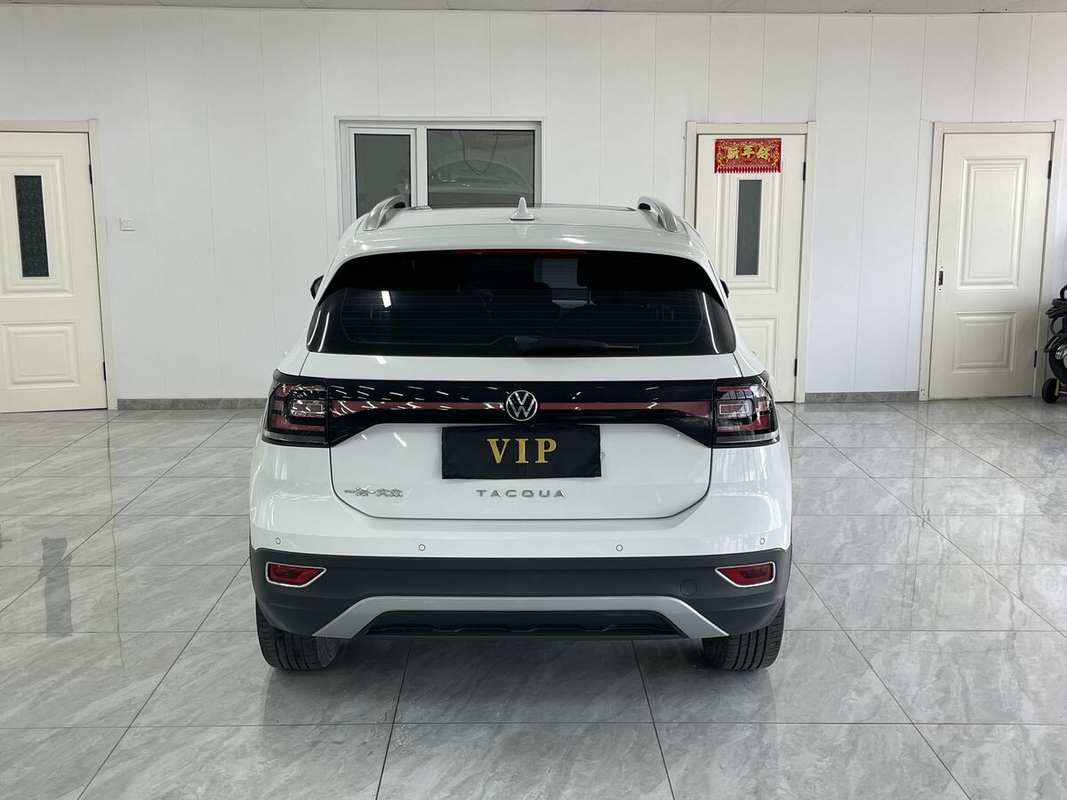 Volkswagen Tacqua 2022 - фото автомобиля