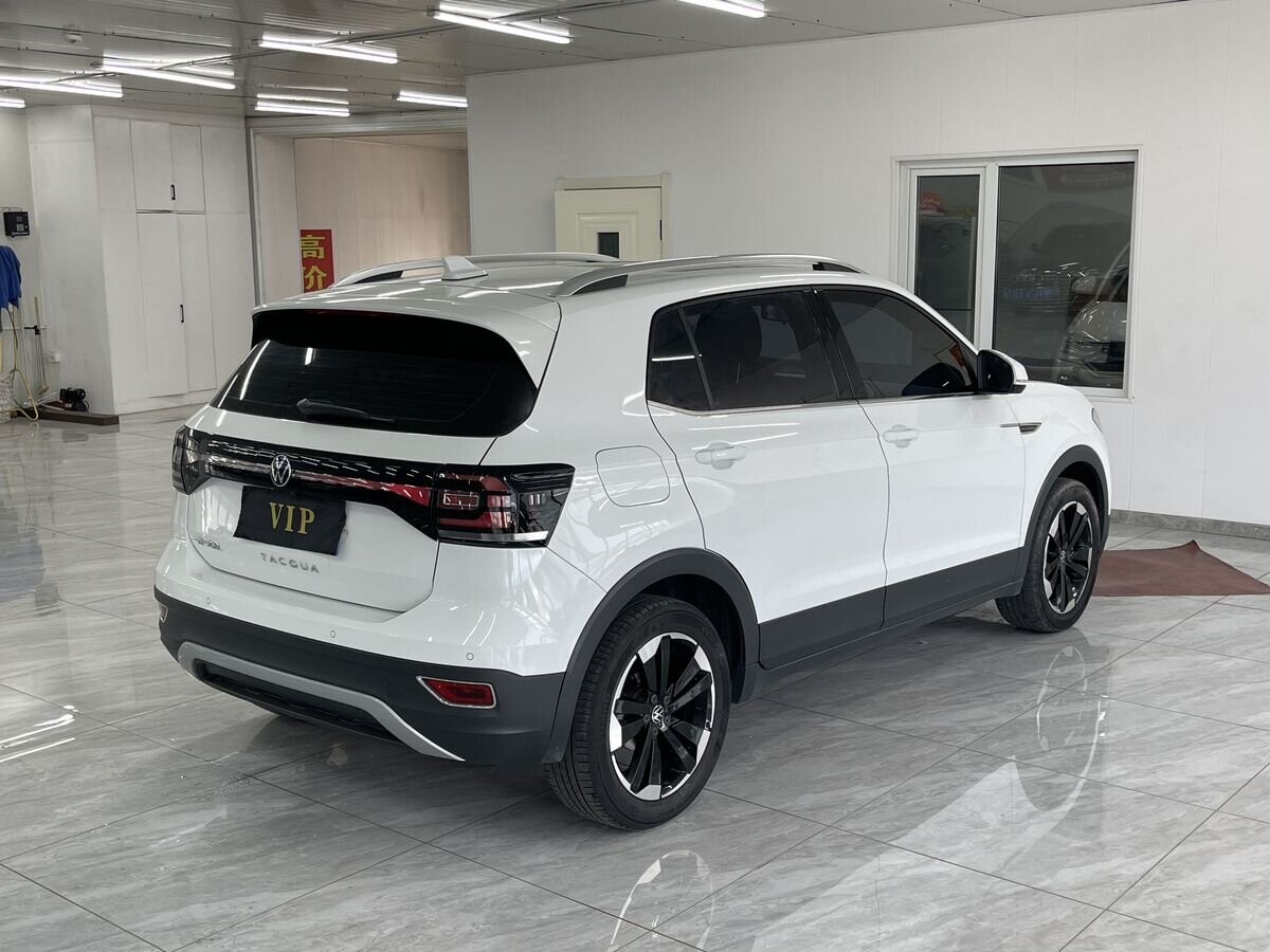 Volkswagen Tacqua 2022 - фото автомобиля