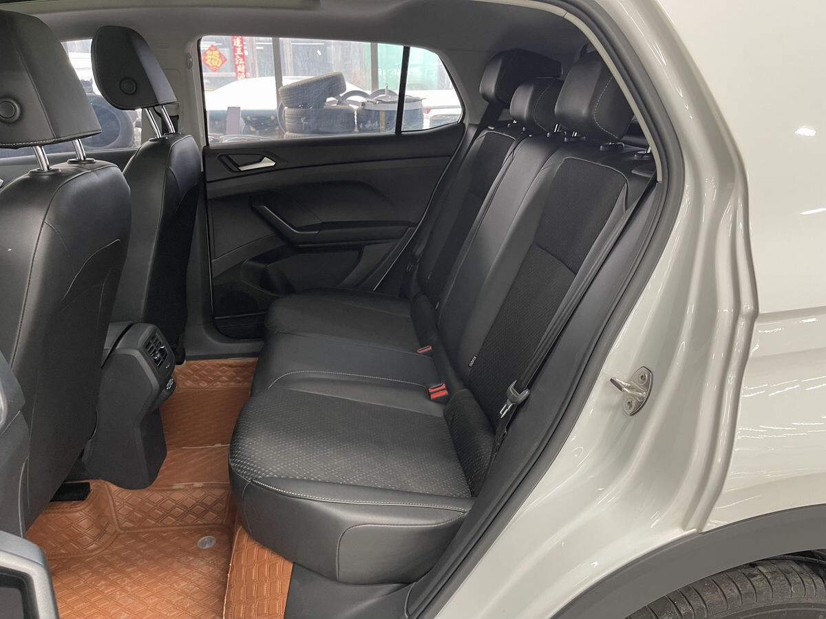 Volkswagen Tacqua 2022 - фото автомобиля