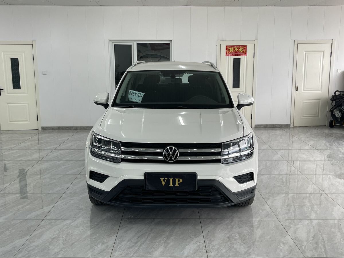 Volkswagen Tharu 2022 - фото автомобиля