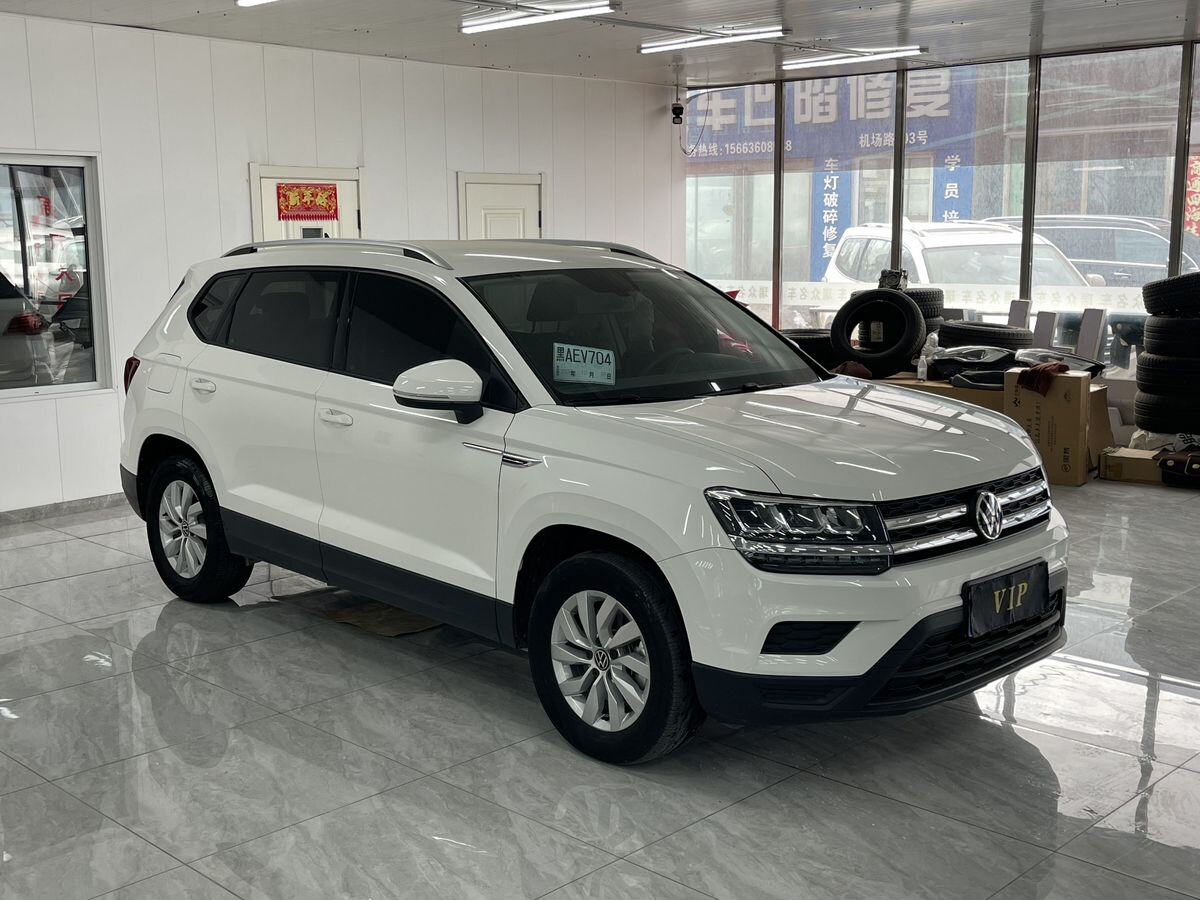 Volkswagen Tharu 2022 - фото автомобиля