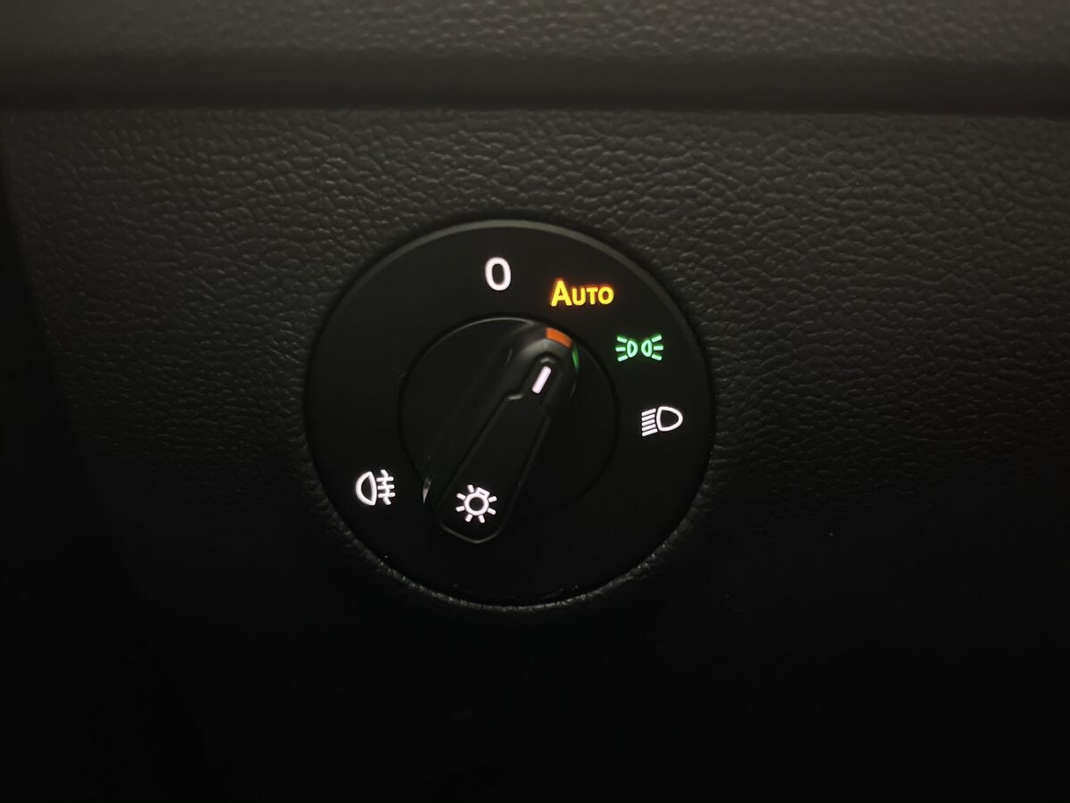 Volkswagen Tharu 2022 - фото автомобиля