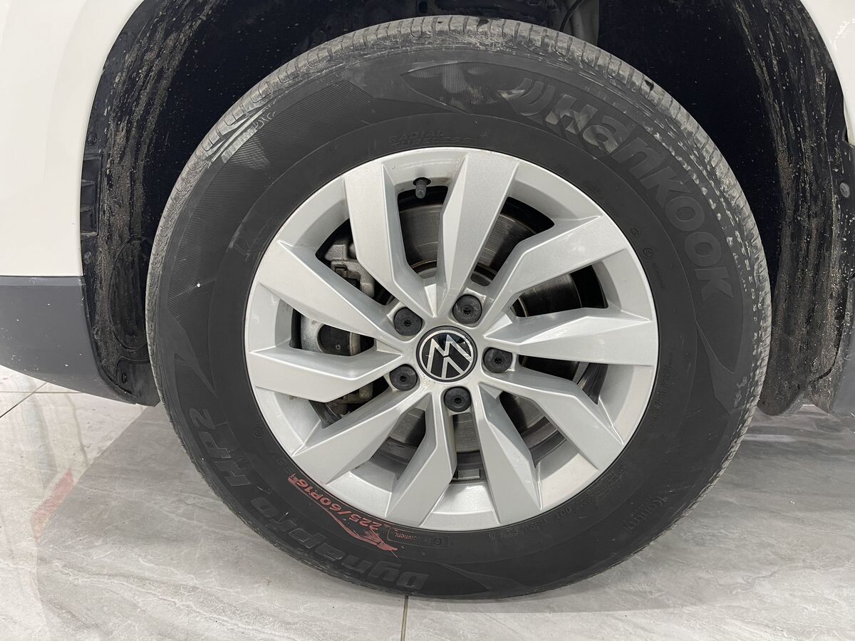 Volkswagen Tharu 2022 - фото автомобиля