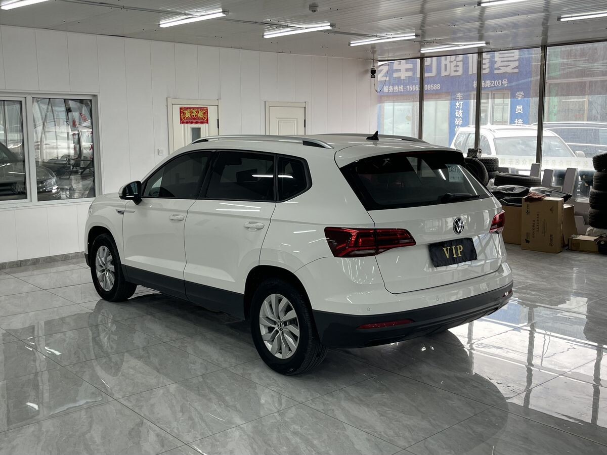 Volkswagen Tharu 2022 - фото автомобиля