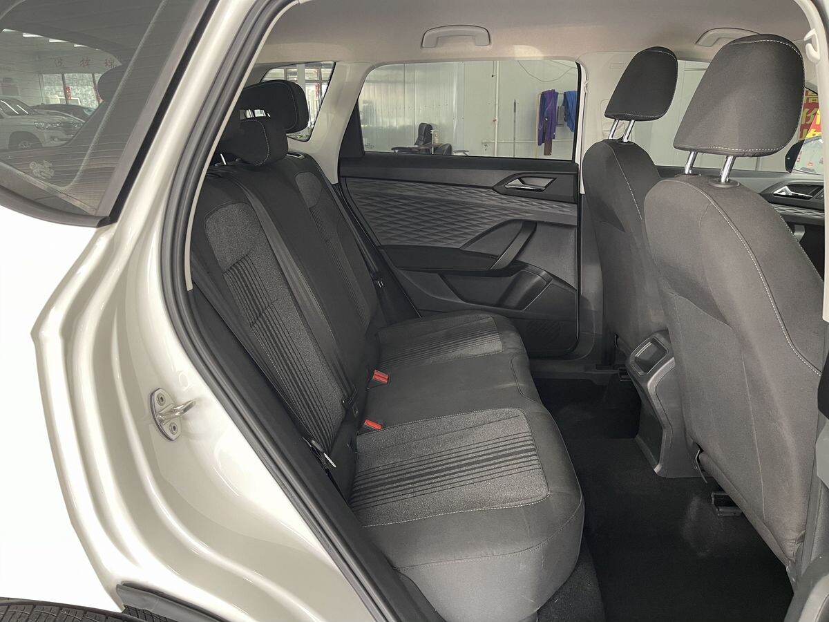 Volkswagen Tharu 2022 - фото автомобиля