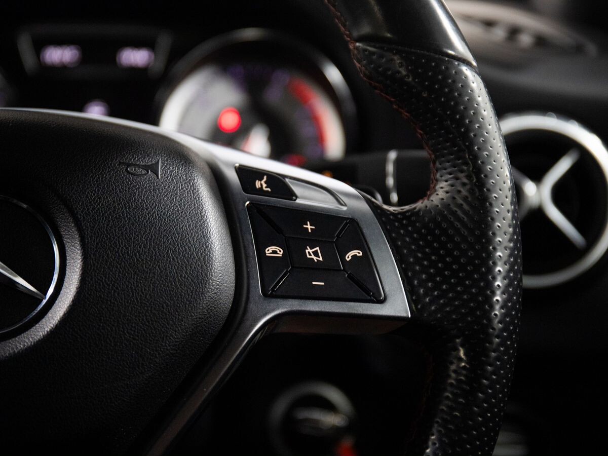 Mercedes-Benz GLA-Class 2014 - фото автомобиля