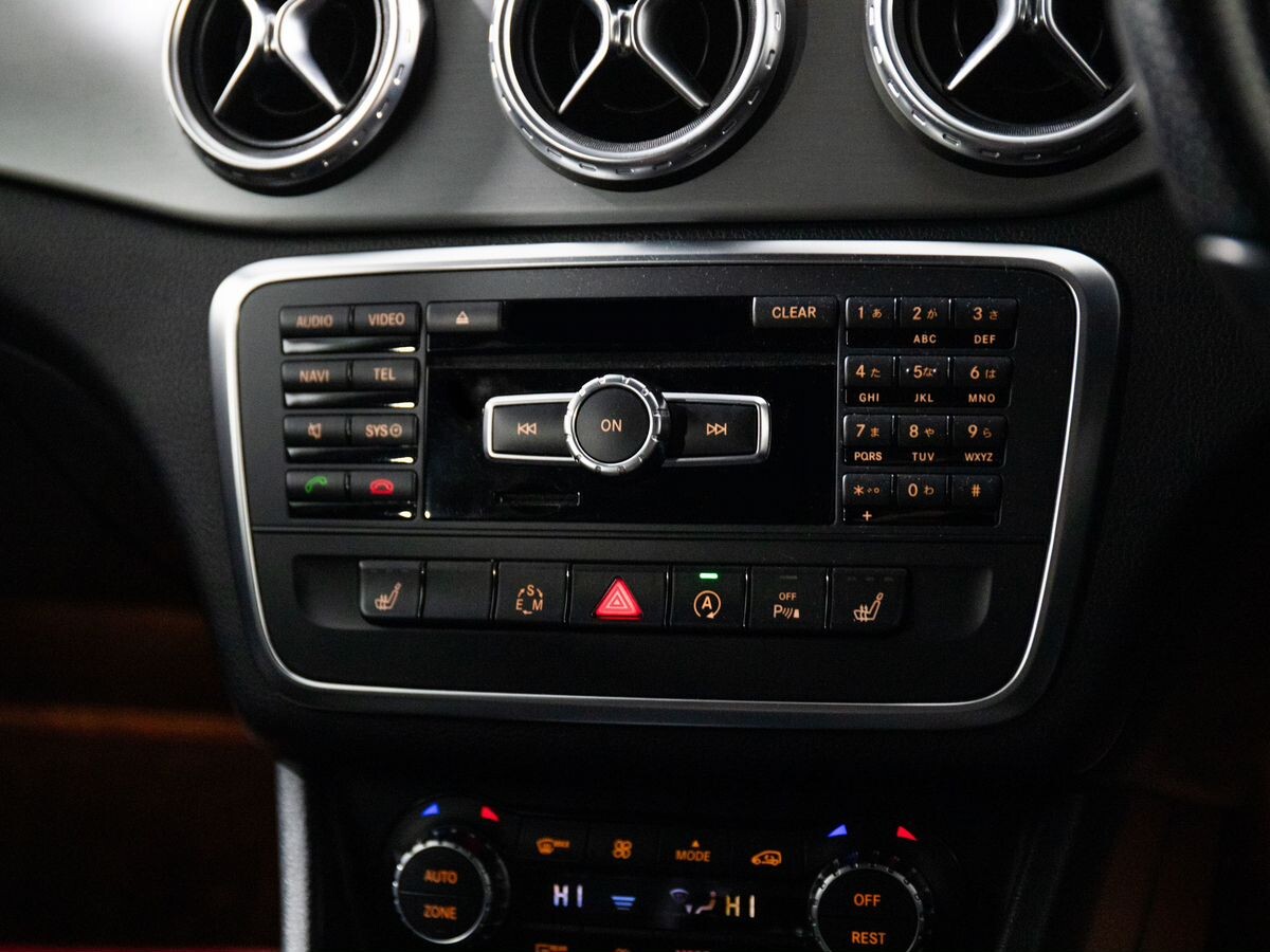 Mercedes-Benz GLA-Class 2014 - фото автомобиля