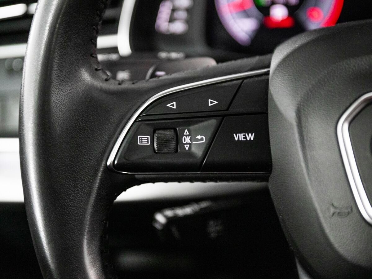 Audi Q8 2019 - фото автомобиля