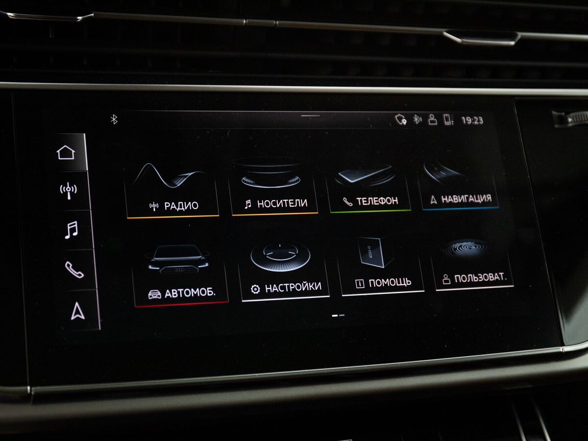 Audi Q8 2019 - фото автомобиля