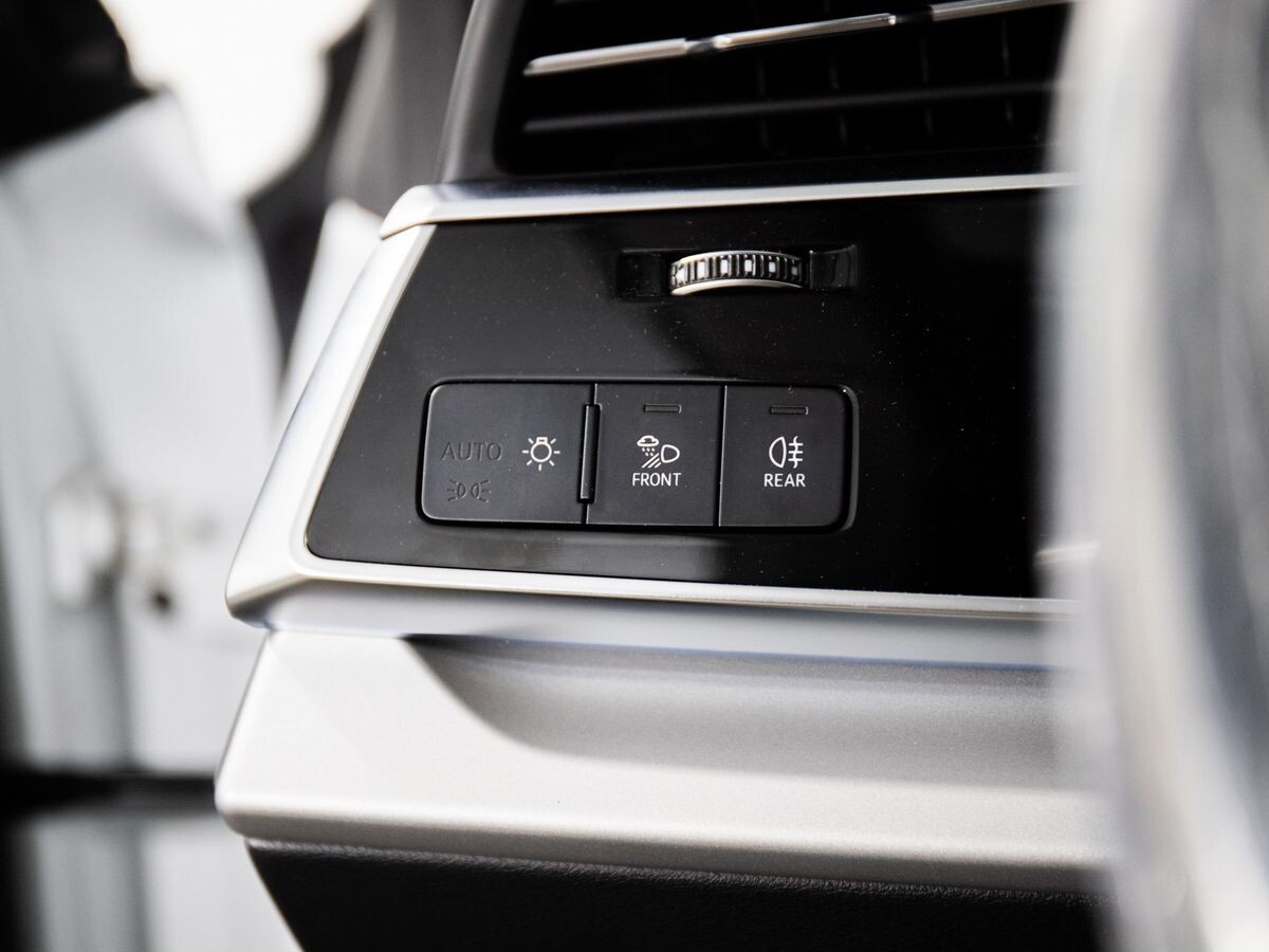 Audi Q8 2019 - фото автомобиля