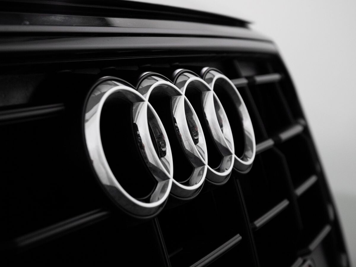 Audi Q8 2019 - фото автомобиля