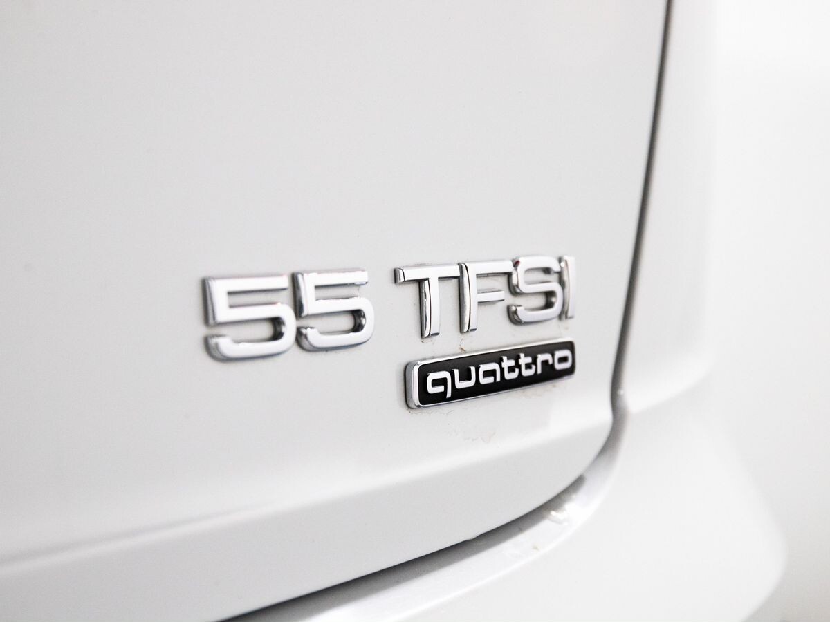 Audi Q8 2019 - фото автомобиля