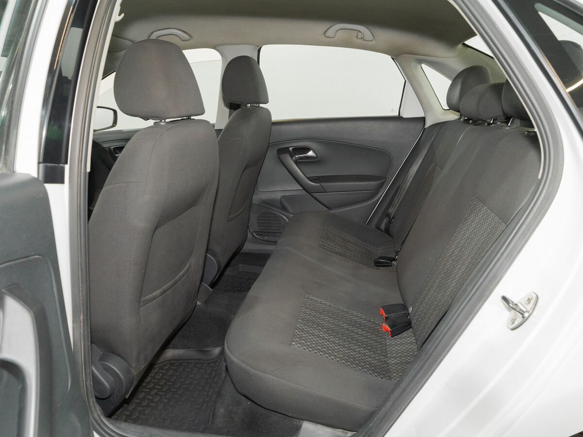 Volkswagen Polo 2019 - фото автомобиля