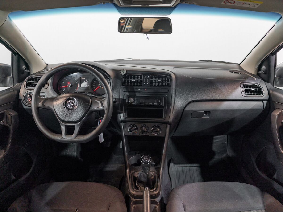 Volkswagen Polo 2019 - фото автомобиля