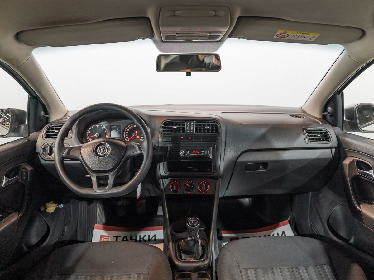 Volkswagen Polo 2019 - фото автомобиля