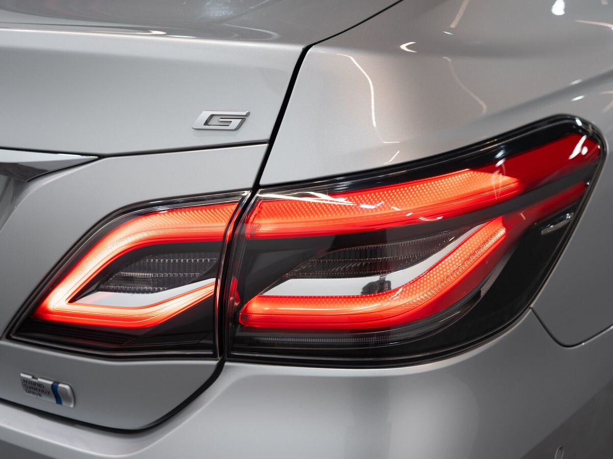 Toyota Crown 2018 - фото автомобиля