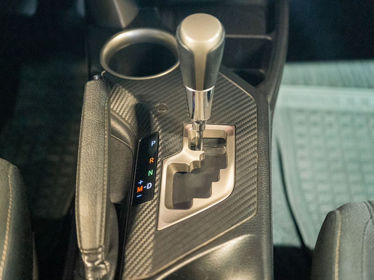 Toyota RAV4 2015 - фото автомобиля