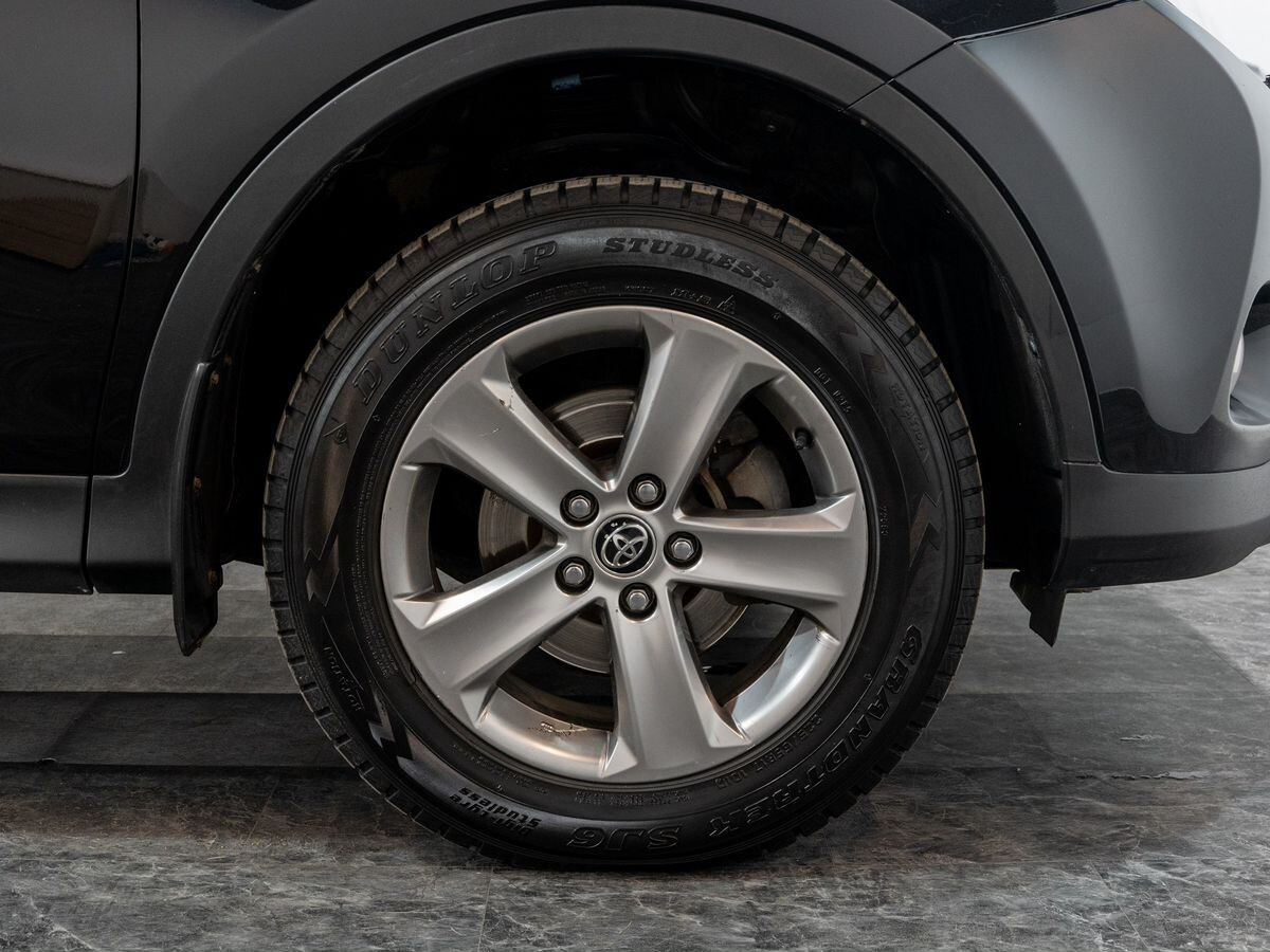 Toyota RAV4 2015 - фото автомобиля